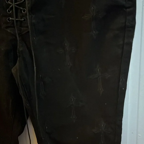 NWT Widow Cross Embroidered Skinny Rocker Pants Size XXL